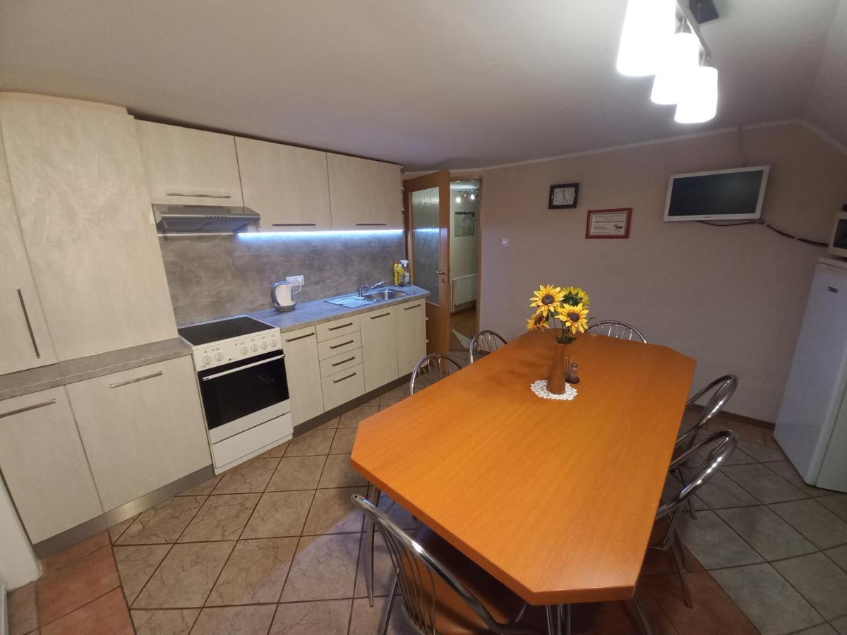 Apartman Elegant Bešeňová المظهر الخارجي الصورة