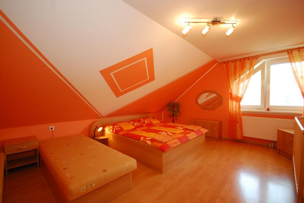 Apartman Elegant Bešeňová الغرفة الصورة